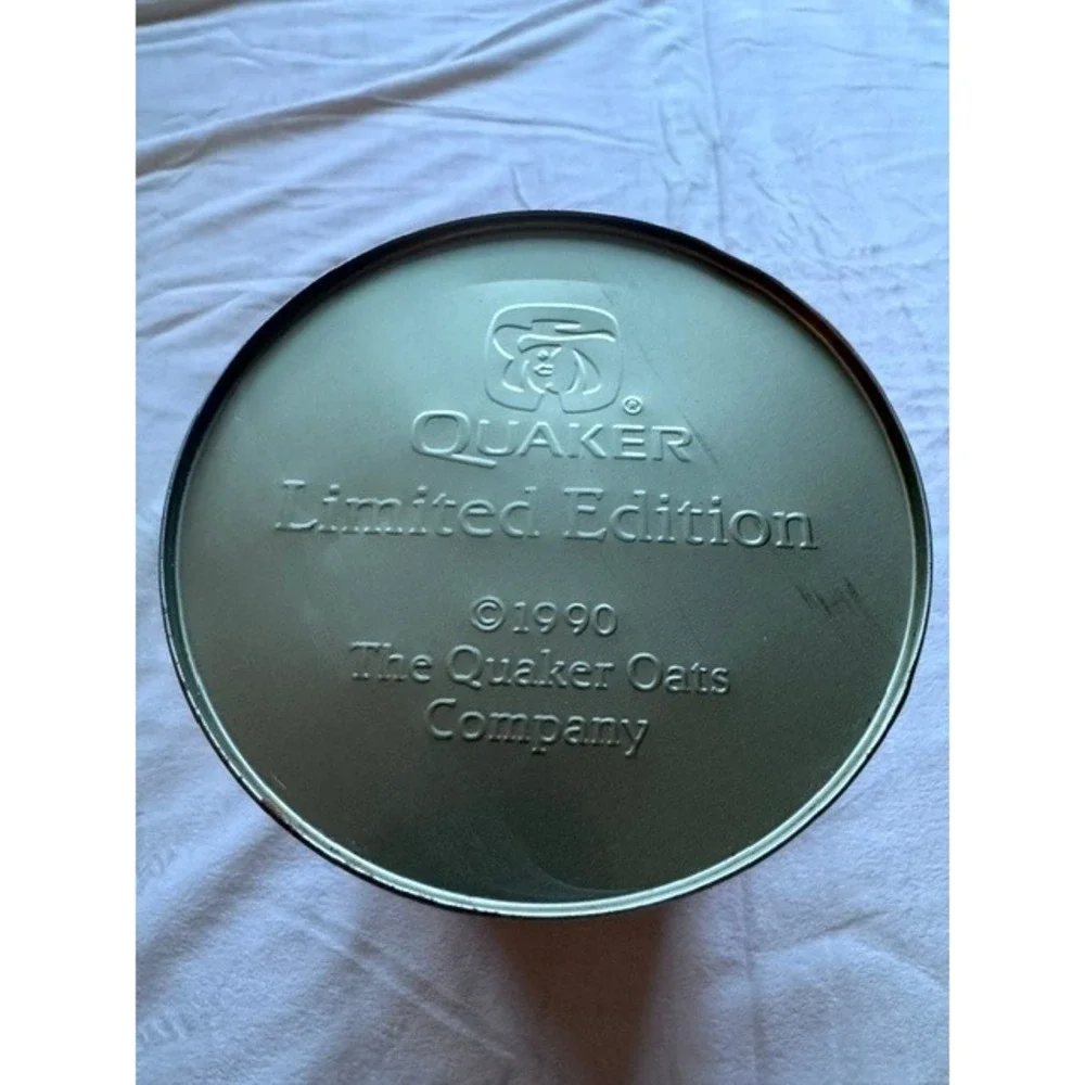 Vintage 1990 Quaker Oats Limited Edition Tin Canister Farmhouse Kitchen Decor